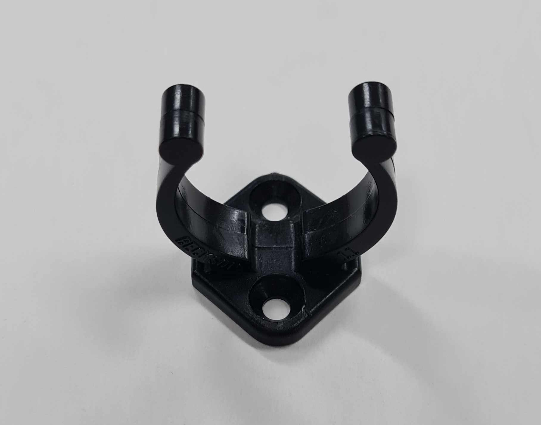 Radius Rod Plastic Clip Suit 1-1/4